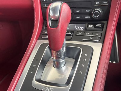 صورة 7 لـ 2017 Porsche 718