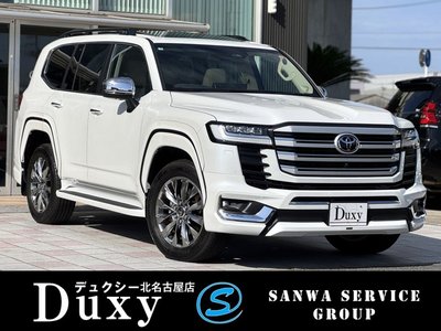 TOYOTA LAND CRUISER 300 - 1