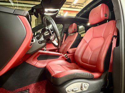 2020 Porsche MACAN 缩略图 13