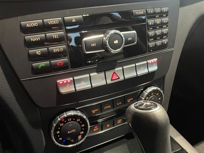 صورة مصغرة 19 لـ 2014 Mercedes-BENZ C-CLASS AMG
