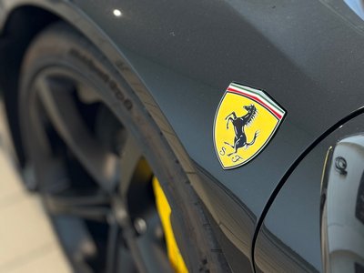 2023 Ferrari SF90 SPIDER 照片 8