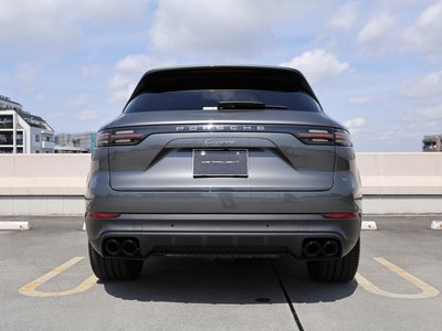 PORSCHE CAYENNE - 8