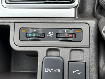 TOYOTA LAND CRUISER PRADO - 9