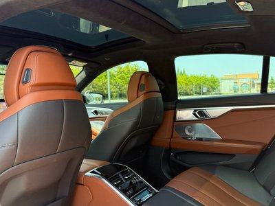2023 BMW 8 SERIES — миниатюра 16