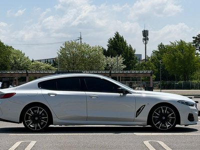 2023 BMW 8 SERIES — миниатюра 12