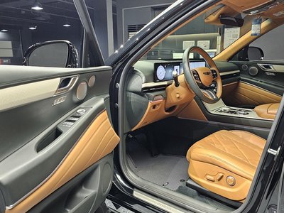 2024 Genesis GV80 — миниатюра 11