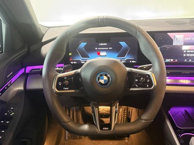 صورة مصغرة 12 لـ 2025 BMW I5