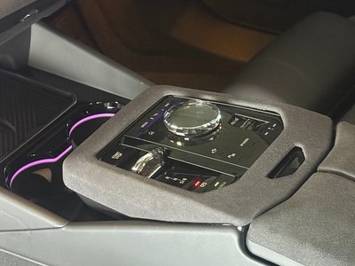 2025 BMW I5 — фото 9
