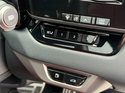 صورة مصغرة 44 لـ 2023 Lexus RX