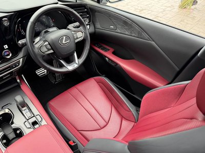 صورة مصغرة 16 لـ 2023 Lexus RX