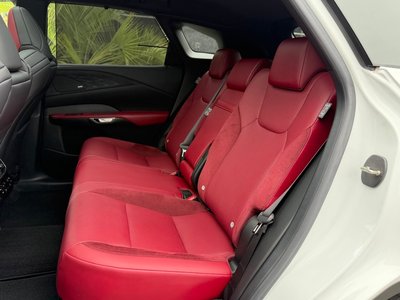 صورة مصغرة 29 لـ 2023 Lexus RX