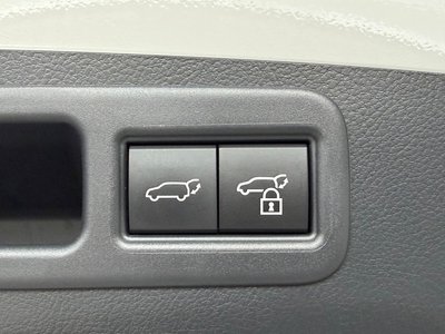 صورة مصغرة 32 لـ 2023 Lexus RX