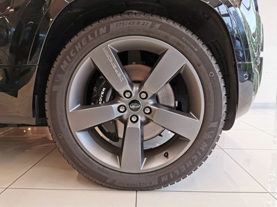 LAND ROVER DEFENDER - 9