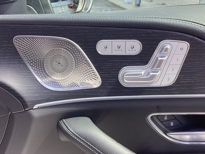 2025 Mercedes-BENZ GLS 缩略图 12