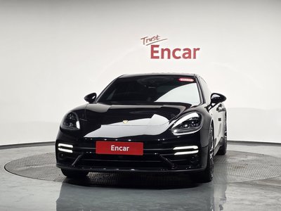 PORSCHE PANAMERA - 2