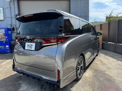 TOYOTA VELLFIRE - 7