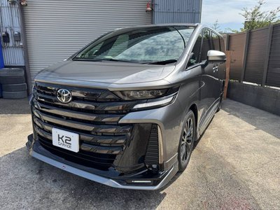 TOYOTA VELLFIRE - 1