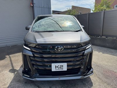 TOYOTA VELLFIRE - 2