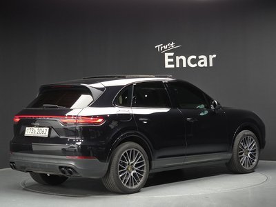 PORSCHE CAYENNE - 4