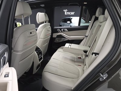2023 BMW X5 — миниатюра 17