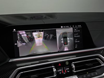 2023 BMW X5 — миниатюра 22