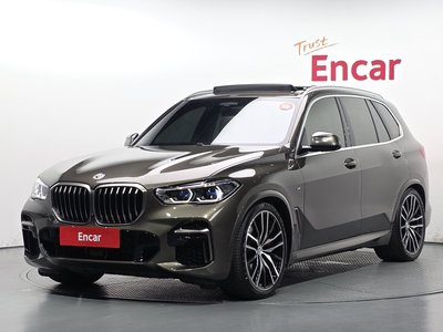 صورة 1 لـ 2023 BMW X5