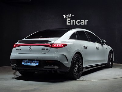 MERCEDES-BENZ EQE - 3