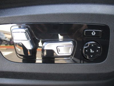 2023 BMW X6 thumbnail 22