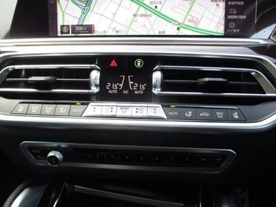 2023 BMW X6 thumbnail 40