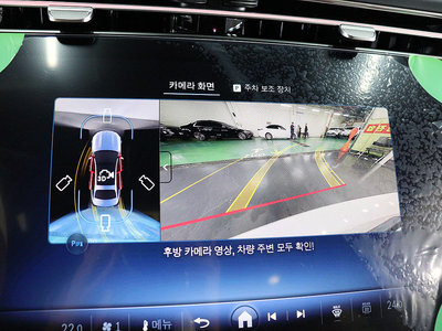 MERCEDES-BENZ E-CLASS - 9