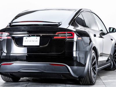 2023 Tesla MODEL X photo 4