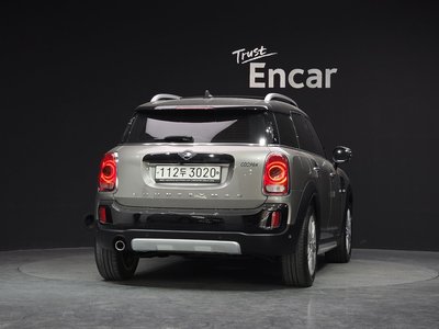 MINI COUNTRYMAN - 3