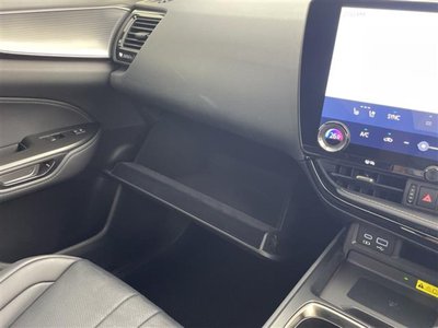 صورة مصغرة 17 لـ 2023 Lexus NX