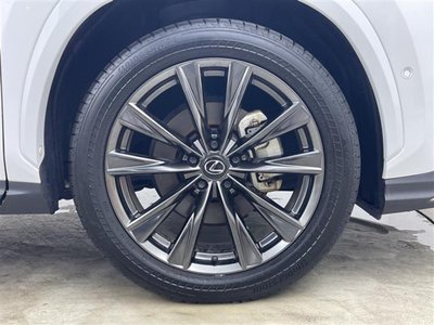 صورة مصغرة 42 لـ 2023 Lexus NX
