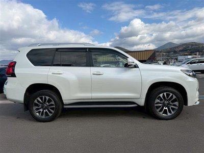 TOYOTA LAND CRUISER PRADO - 9