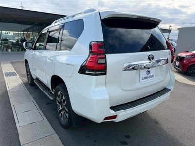 TOYOTA LAND CRUISER PRADO - 7