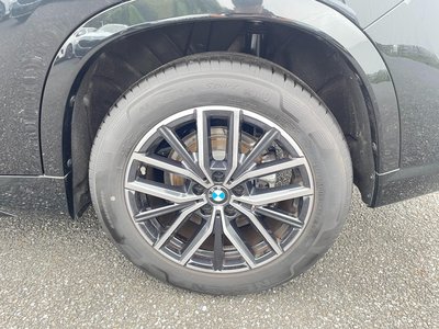 2025 BMW X1 thumbnail 17