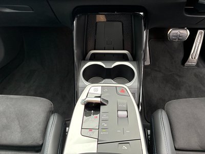 2025 BMW X1 thumbnail 32