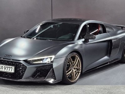 2019 AUDI R8 — фото 1