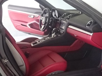 صورة مصغرة 19 لـ 2021 Porsche 718