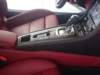 صورة مصغرة 32 لـ 2021 Porsche 718