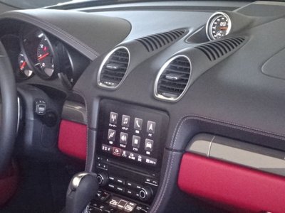 صورة مصغرة 44 لـ 2021 Porsche 718