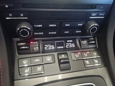 صورة مصغرة 34 لـ 2021 Porsche 718