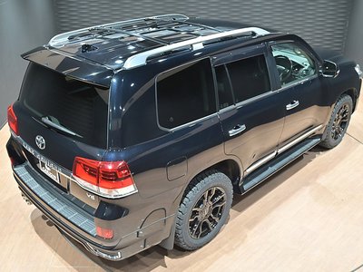 صورة 8 لـ 2016 Toyota LAND CRUISER 200
