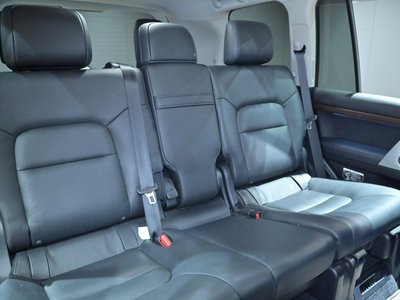 صورة مصغرة 21 لـ 2016 Toyota LAND CRUISER 200