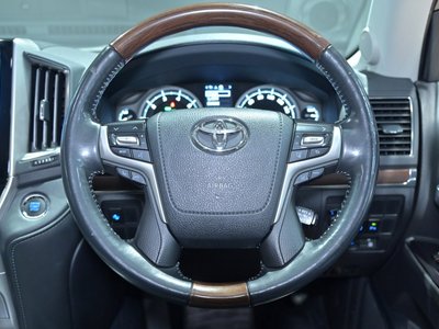 صورة مصغرة 25 لـ 2016 Toyota LAND CRUISER 200