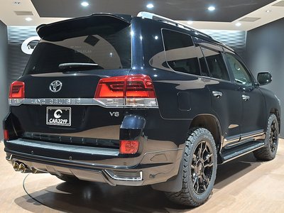 صورة 2 لـ 2016 Toyota LAND CRUISER 200