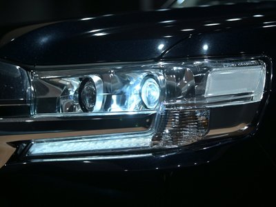 صورة مصغرة 47 لـ 2016 Toyota LAND CRUISER 200