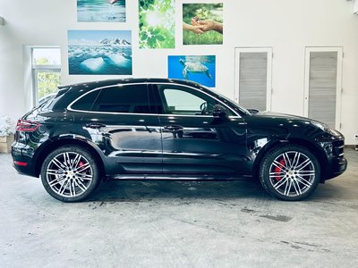 PORSCHE MACAN - 6