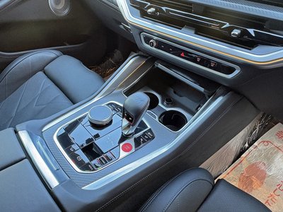 صورة 11 لـ 2024 BMW XM